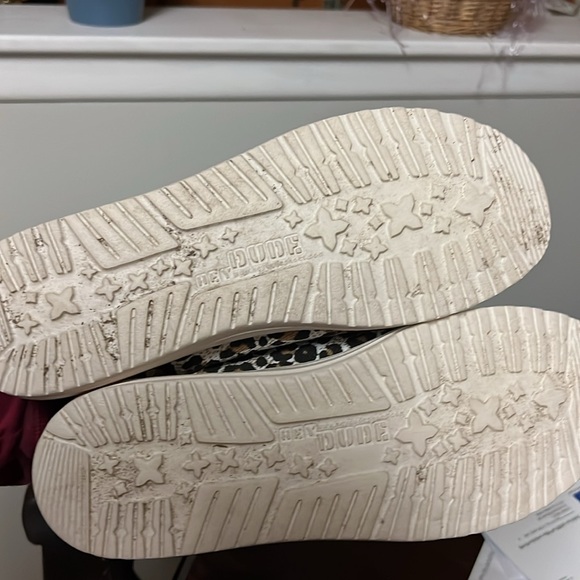 HEY DUDES new cheetah hey dudes - Picture 3 of 3